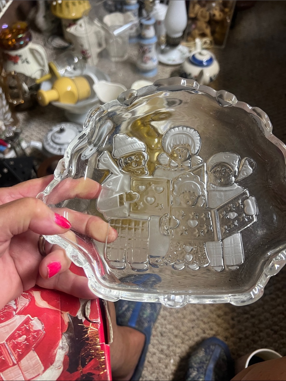 Vintage embossed Glass Holiday Carolers Dish - Clear